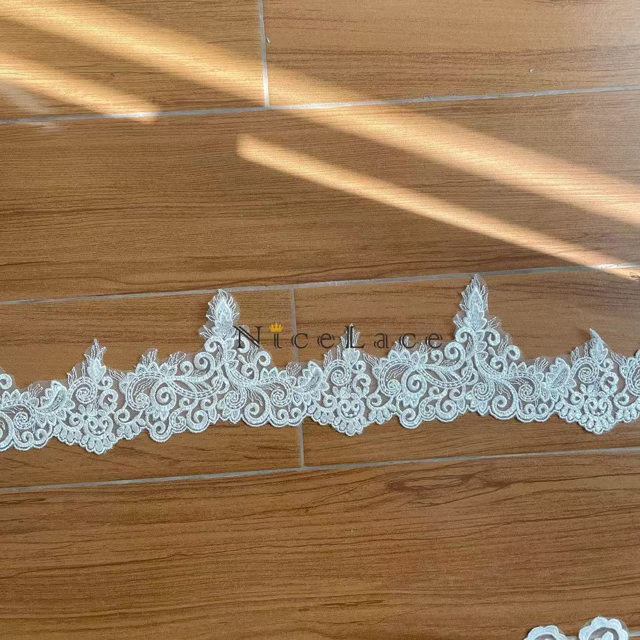 1 Yard Ivory Embroidery Lace E - đánh giá và giá Wedding Water Supply